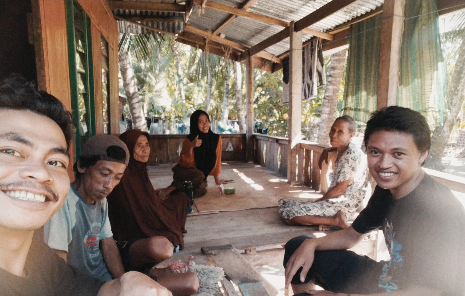 Bincang-bincang di Rumah Dg Sangnging