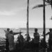 Potret masyarakat pesisir Pulau Bauluang di tepi pantai (Cita Tanah Mahardika)